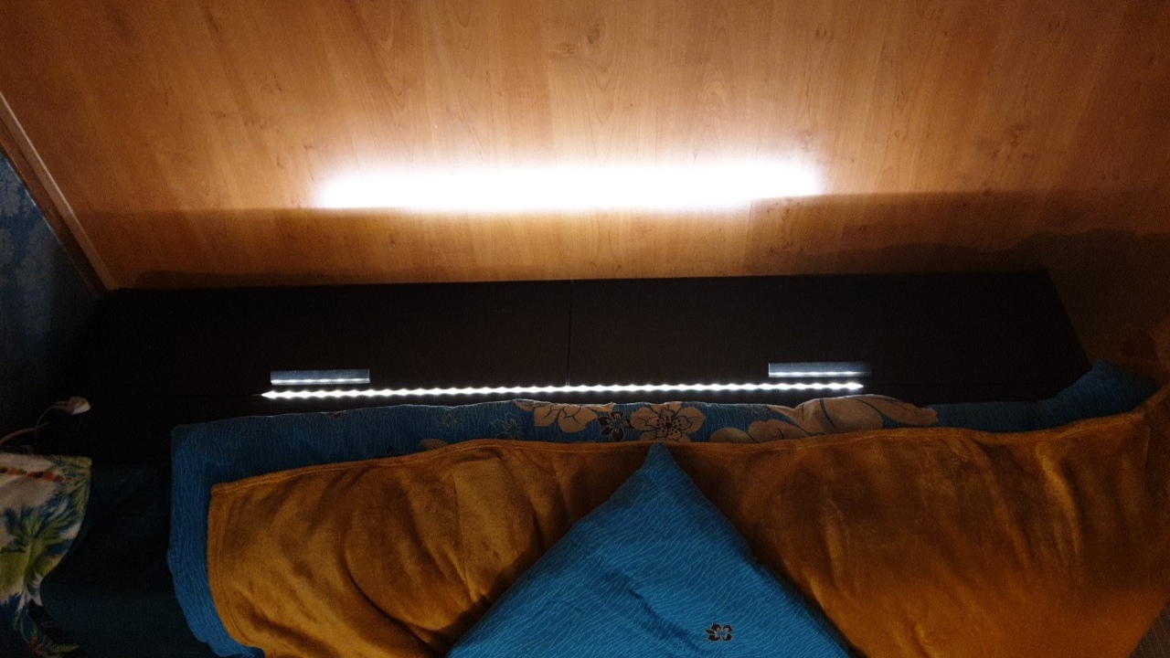LED bed verlichting met sensor personen inclusief aansluitmateriaal | Specilights - LedlampshopXL